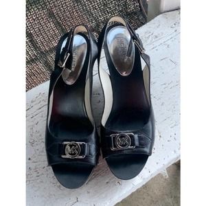 NWOT Michael Kors Wedges With Silver Studs Women size 11M